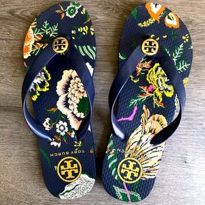 Tory Burch slippers LIKE BRAND NEW